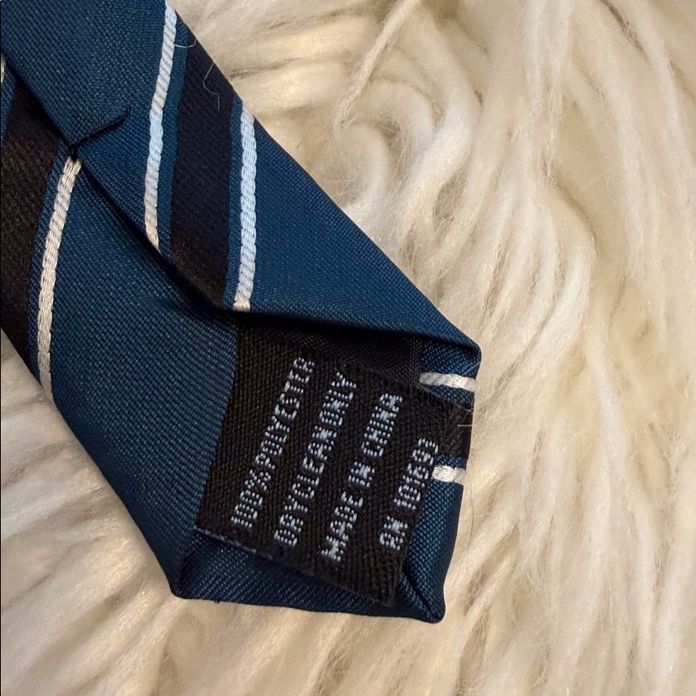 NFL Philadelphia Eagles necktie made of 100% polyester excellent condition - Picture 6 of 8